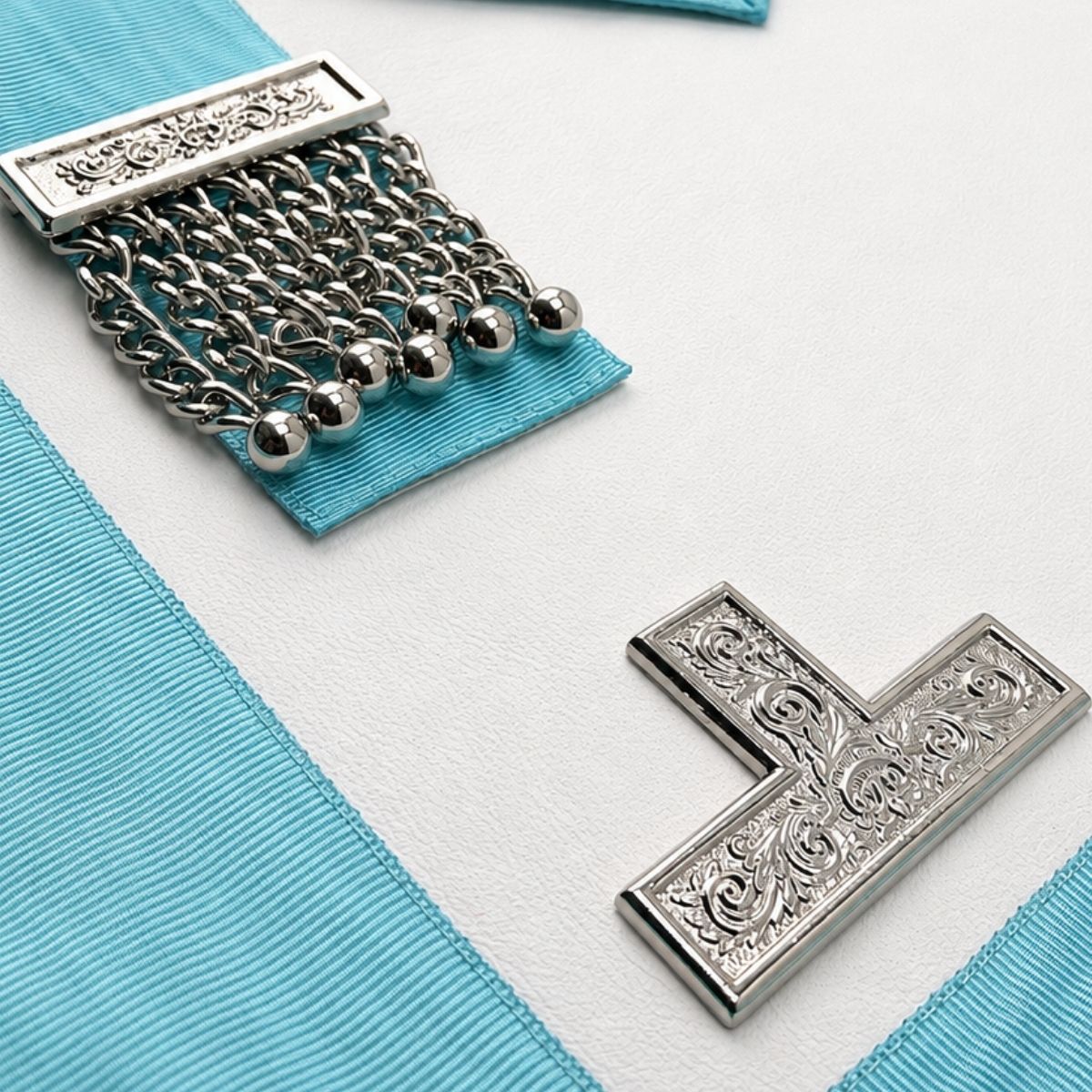 UGLE approved Worshipful Master Mason Apron silver coloured tassels